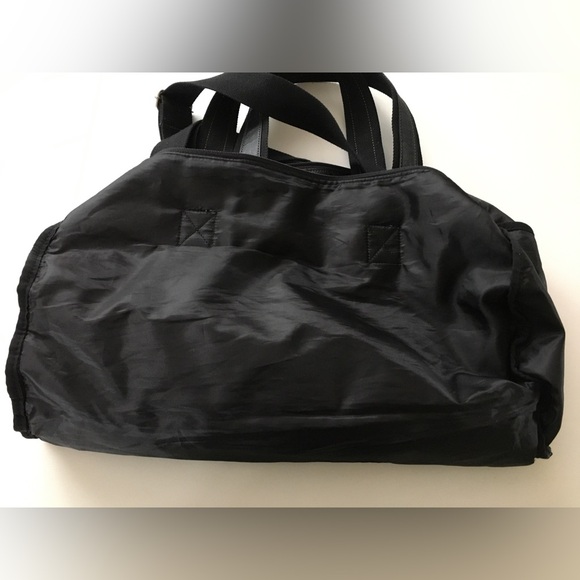 Faux leather duffel bag - Picture 6 of 6